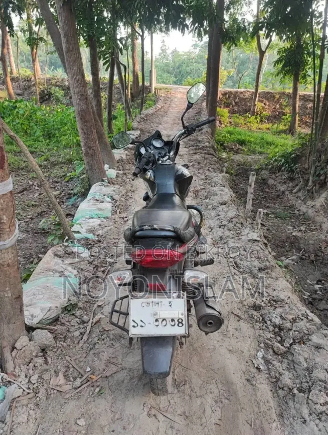 Bajaj Discover 100 2015
