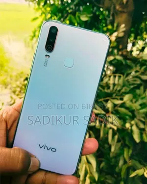 Vivo Y17 256 GB Blue