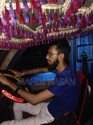 আমি একজন কুরআনের হাফেজ। পান,সিগারেট ও নেশামুক্ত ড্রাইভার।