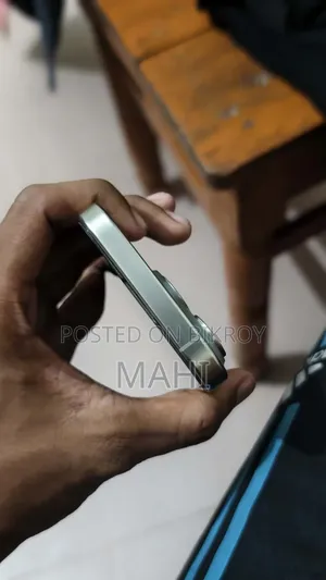 Apple iPhone 15 Pro 128 GB