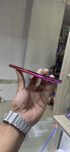 ভিভো ওয়াই৯৩ ১২৮ জিবি লাল