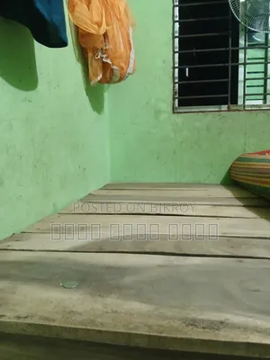 Selling a wooden bed