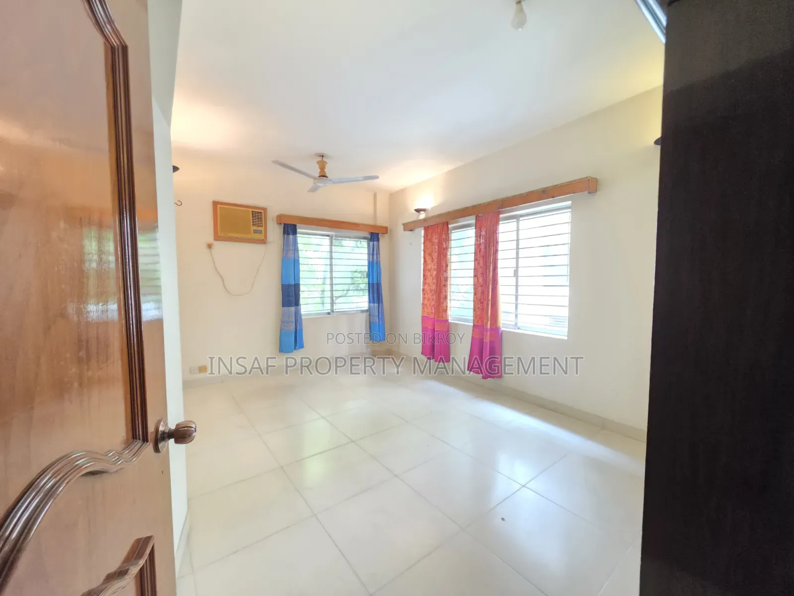 গুলশানে ৪ বেডরুমের অ্যাপার্টমেন্ট ভাড়ার জন্য