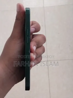 Apple iPhone 13 128 GB Green