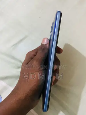 New Realme 12 5G 256 GB Blue