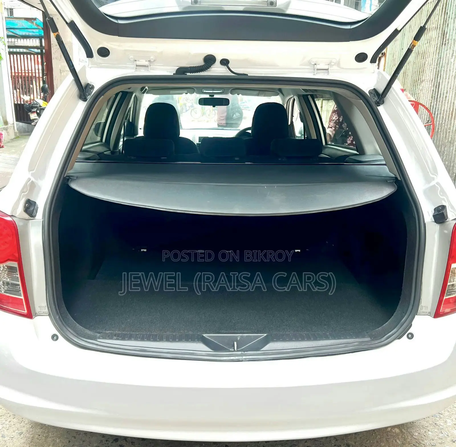Toyota Axio 2010 White