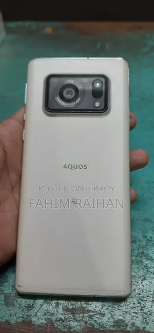শার্প একুয়স আর৬ ১২৮ জিবি সাদা