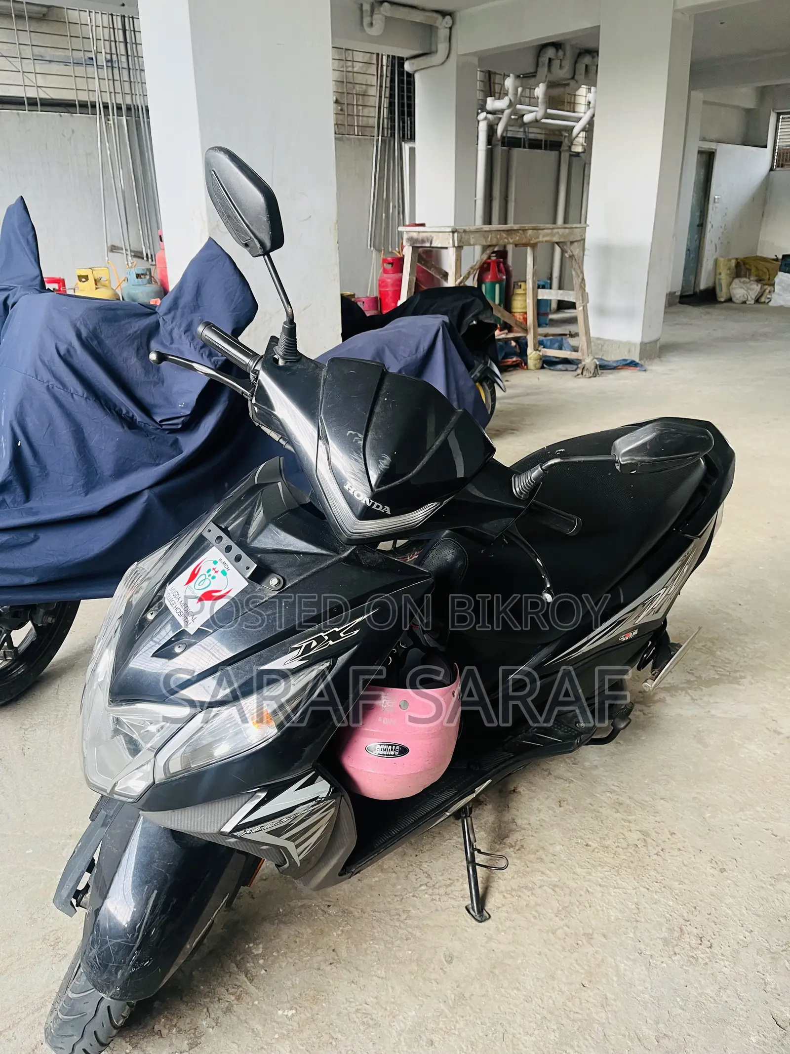 হোন্ডা ২০১৯ ব্ল্যাক