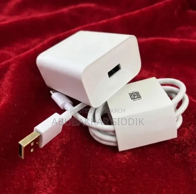 Realme 80W Super Fast Charging Adapter