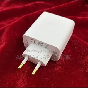 Realme 80W Super Fast Charging Adapter