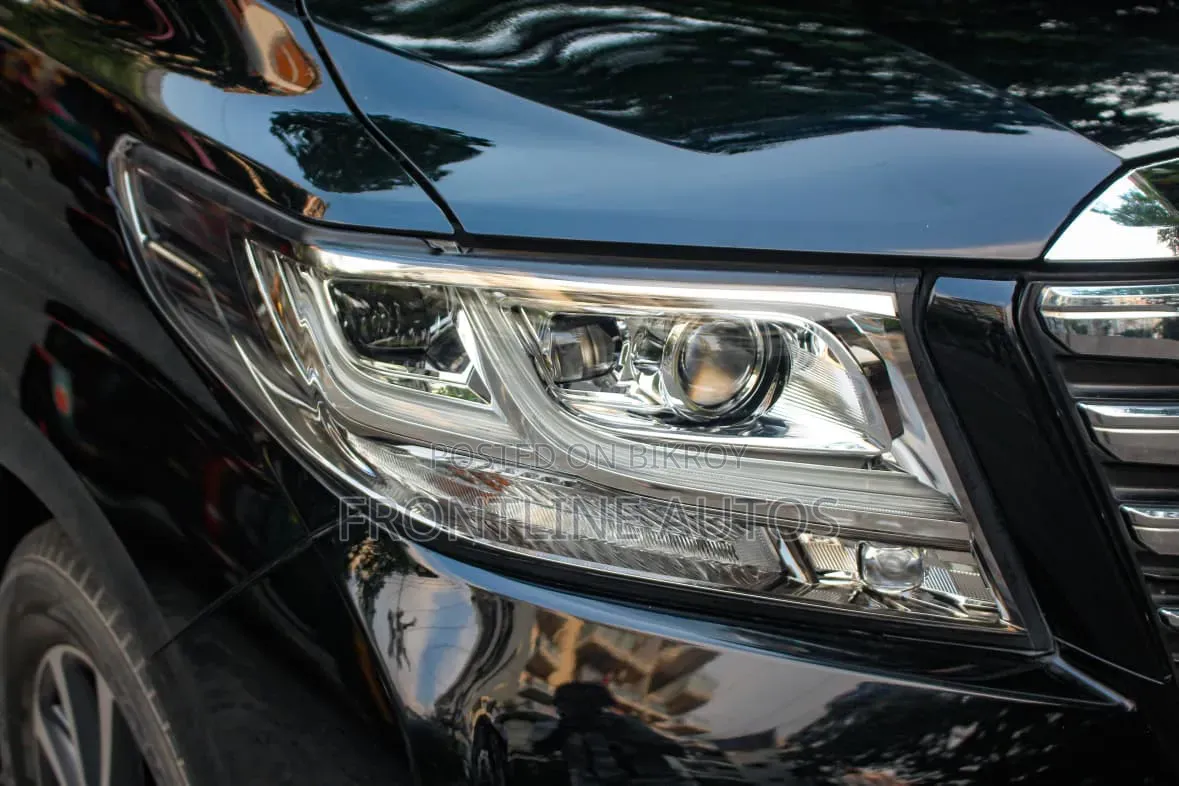 Toyota Alphard 2015 Black