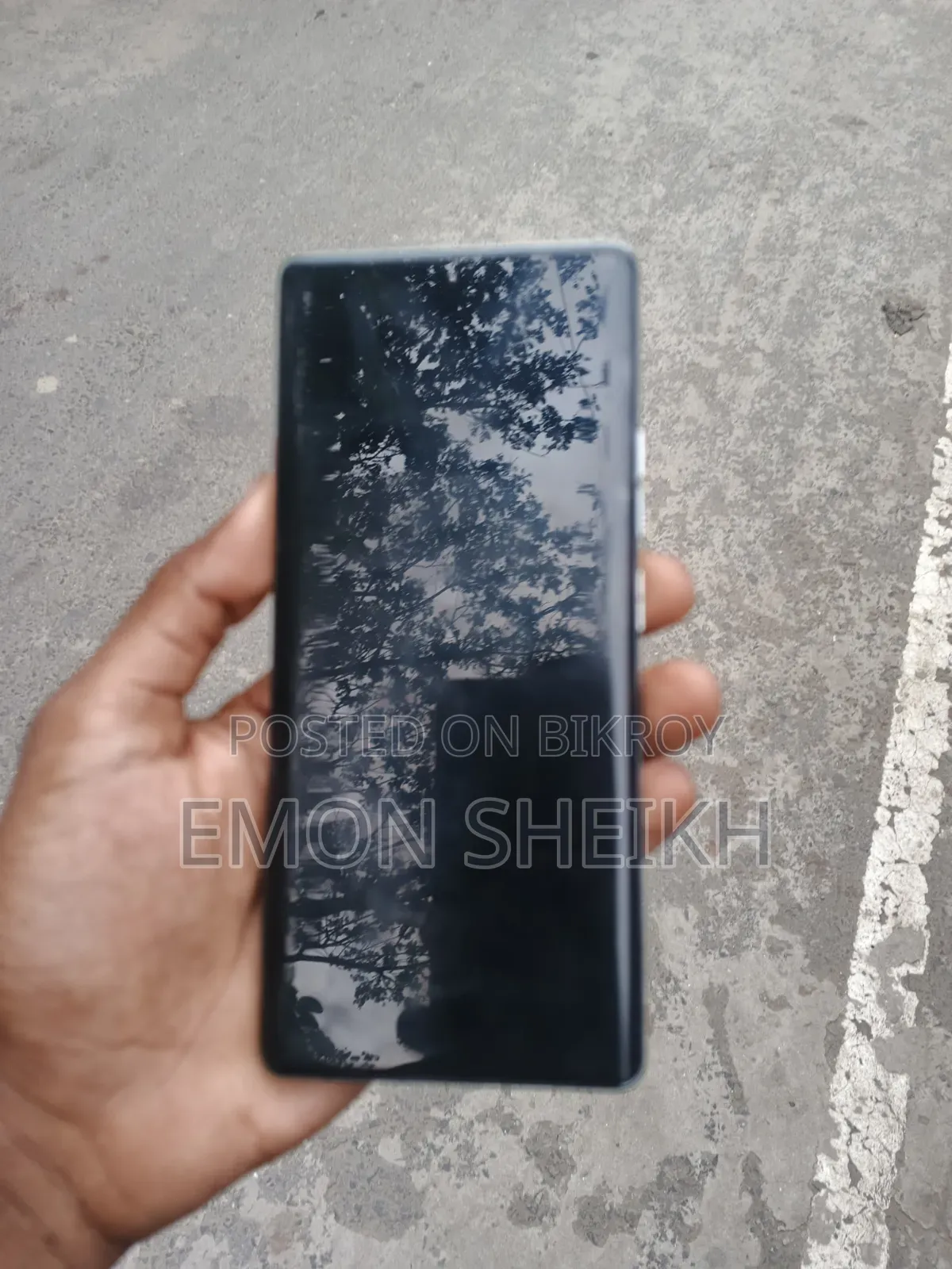 টেকনো ক্যামন ৪০ প্রো ৪জি ২৫৬ জিবি সাদা