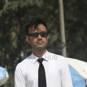 জরুরী চাকরির প্রয়োজন।