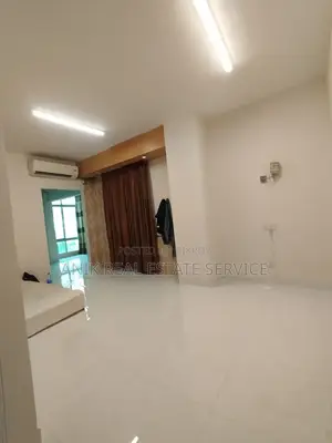 900 SFT Semi-Furnished Office Space for Rent at Gulshan