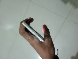 ইএল ১২৮ জিবি সাদা