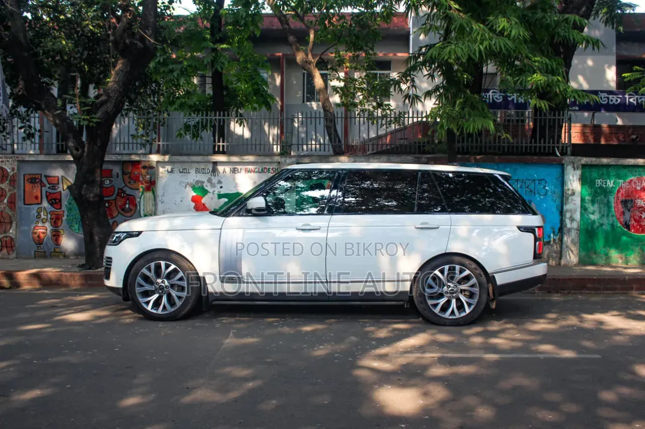 Rover 400 2019 White