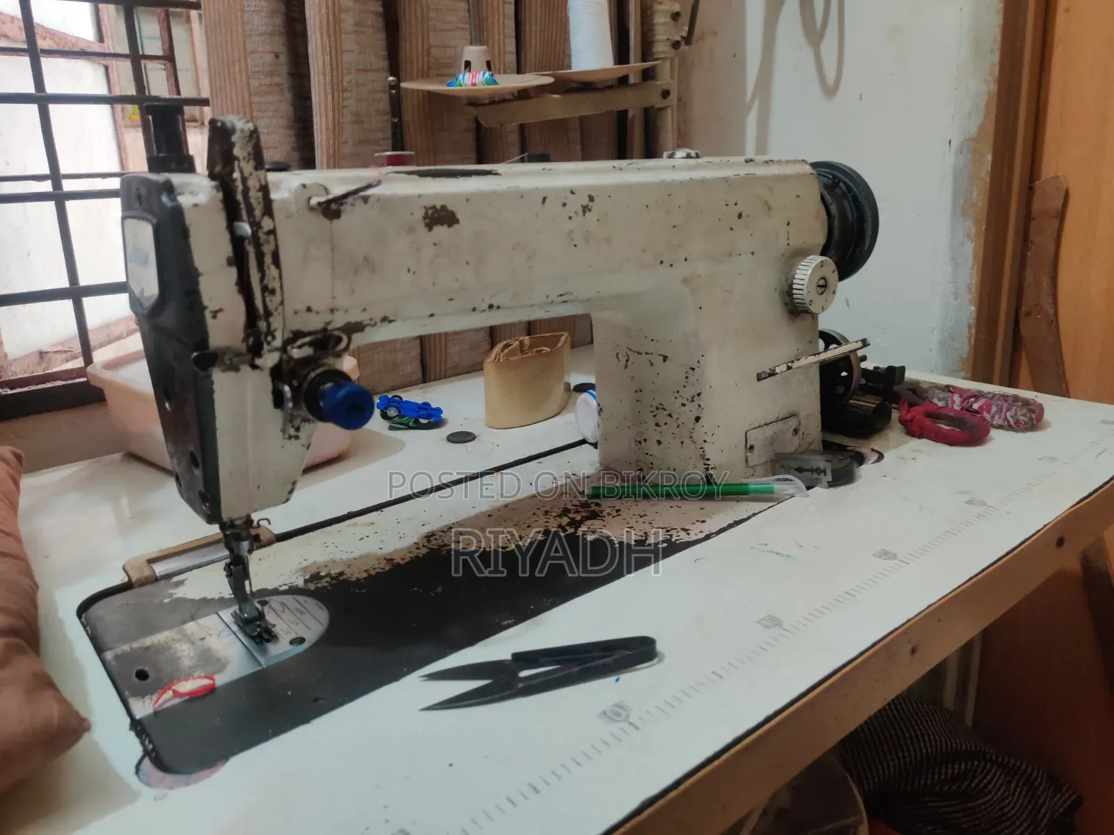 Electric Sewing Machine