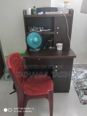 A premium table and chair