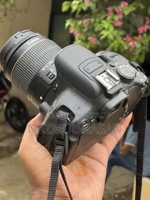 Canon 700d Camera