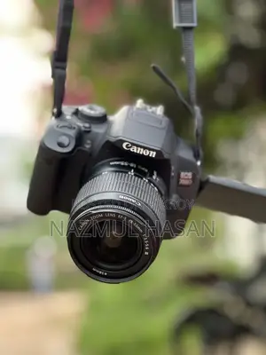 Canon 700d Camera