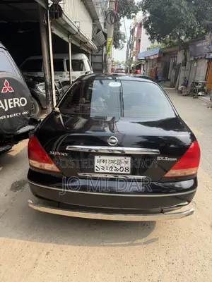 নিসান সানি ২০০৮ ব্ল্যাক