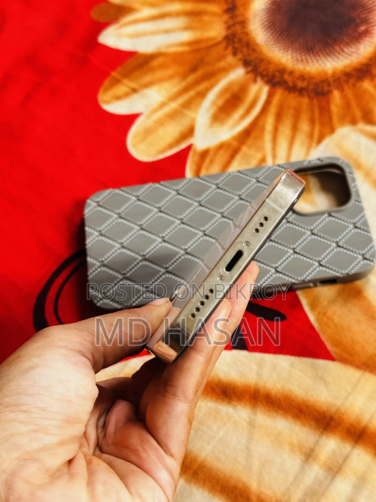 অ্যাপল আইফোন ১২ প্রো ১২৮ জিবি হোয়াইট