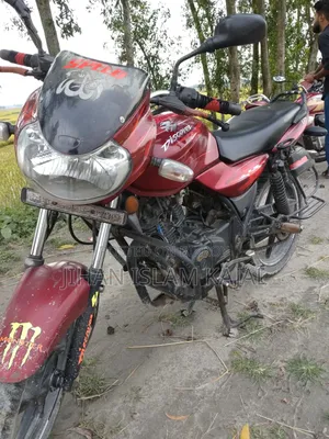 Bajaj Discover 135 2009 Red