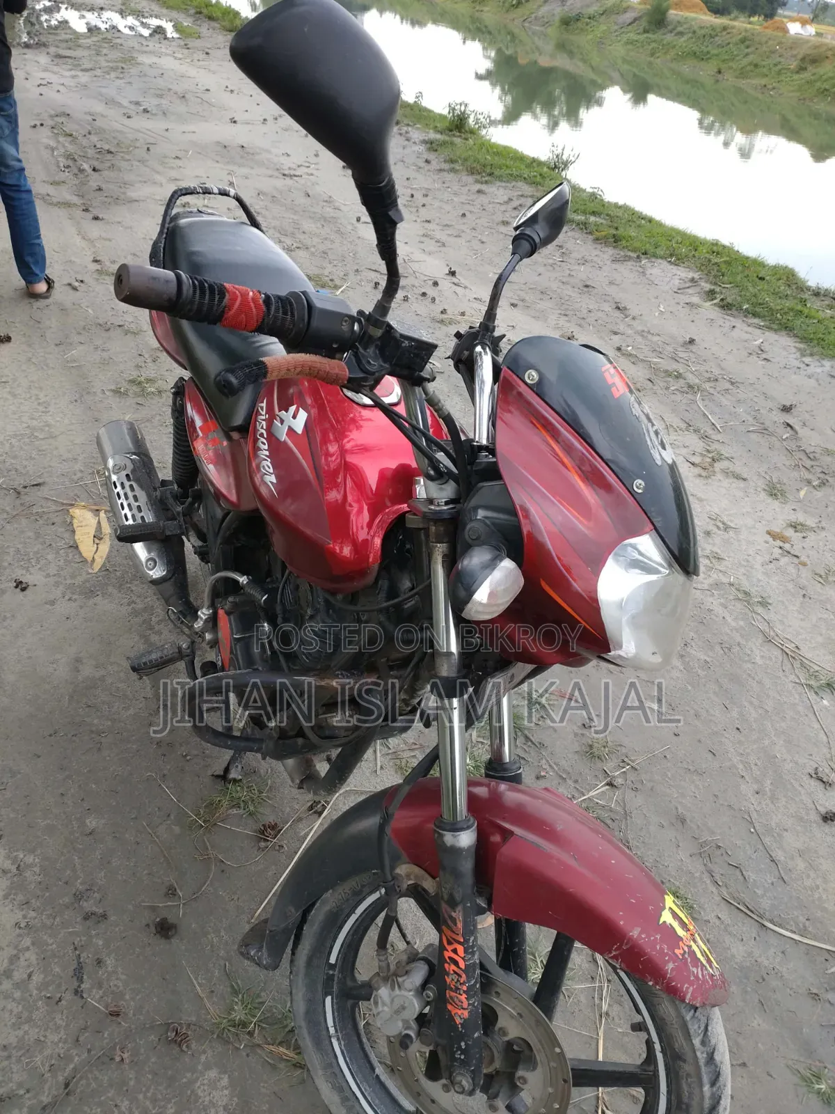 Bajaj Discover 135 2009 Red