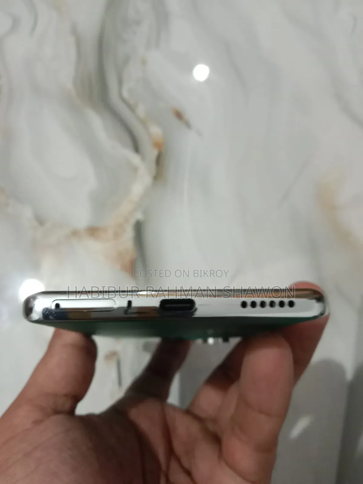 টেকনো ক্যামন ৪০ প্রো ৪জি ২৫৬ জিবি গ্রিন