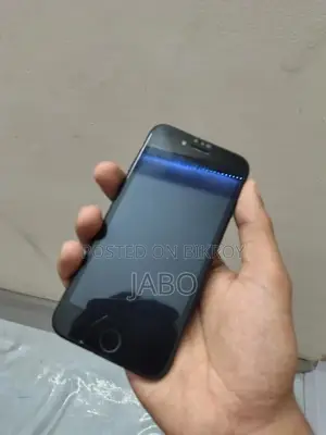 Apple iPhone 7 32 GB Black
