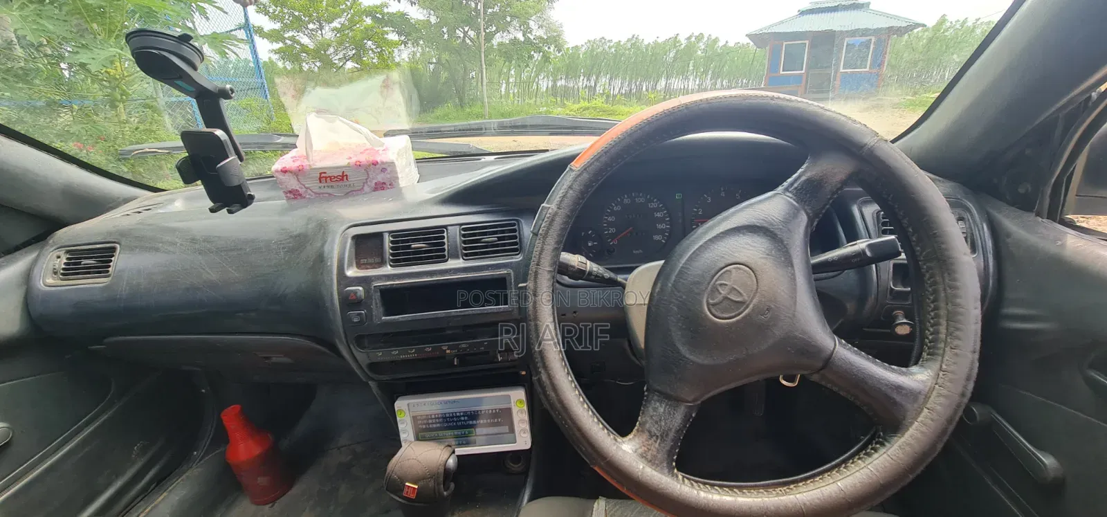 Toyota Corolla 1990 White