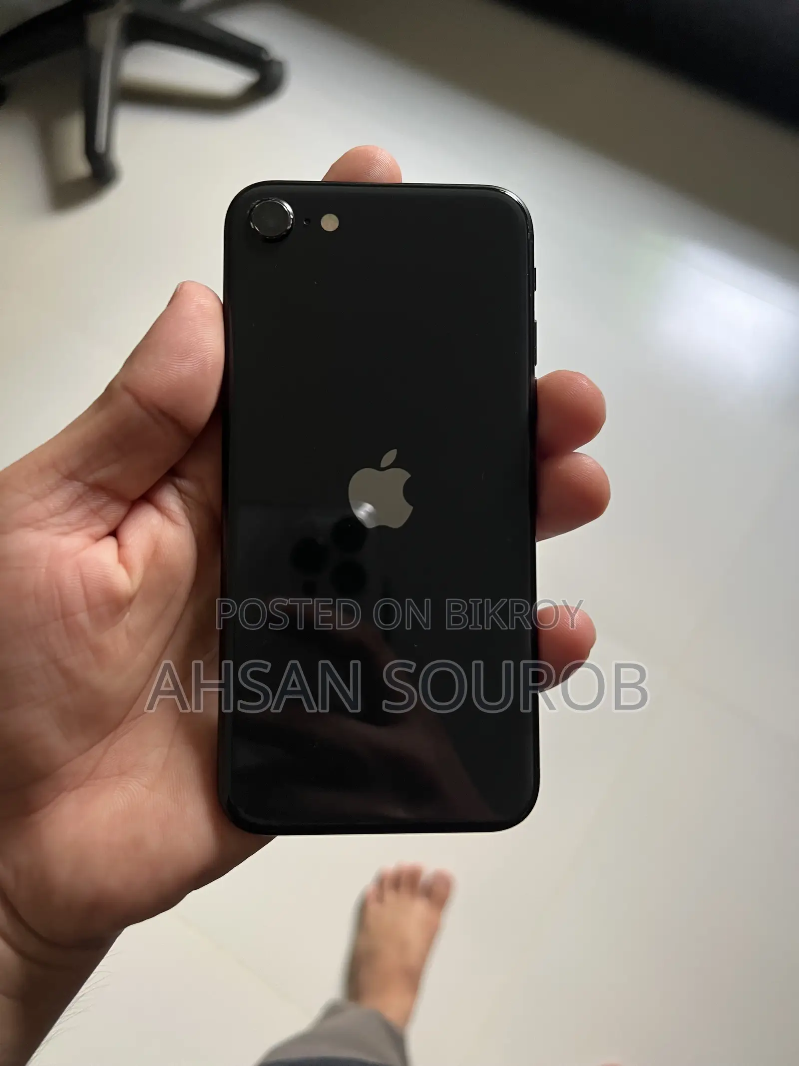 Apple iPhone SE (2022) 64 GB Black
