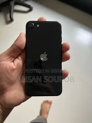 অ্যাপল আইফোন এসই (২০২২) ৬৪ জিবি কালো