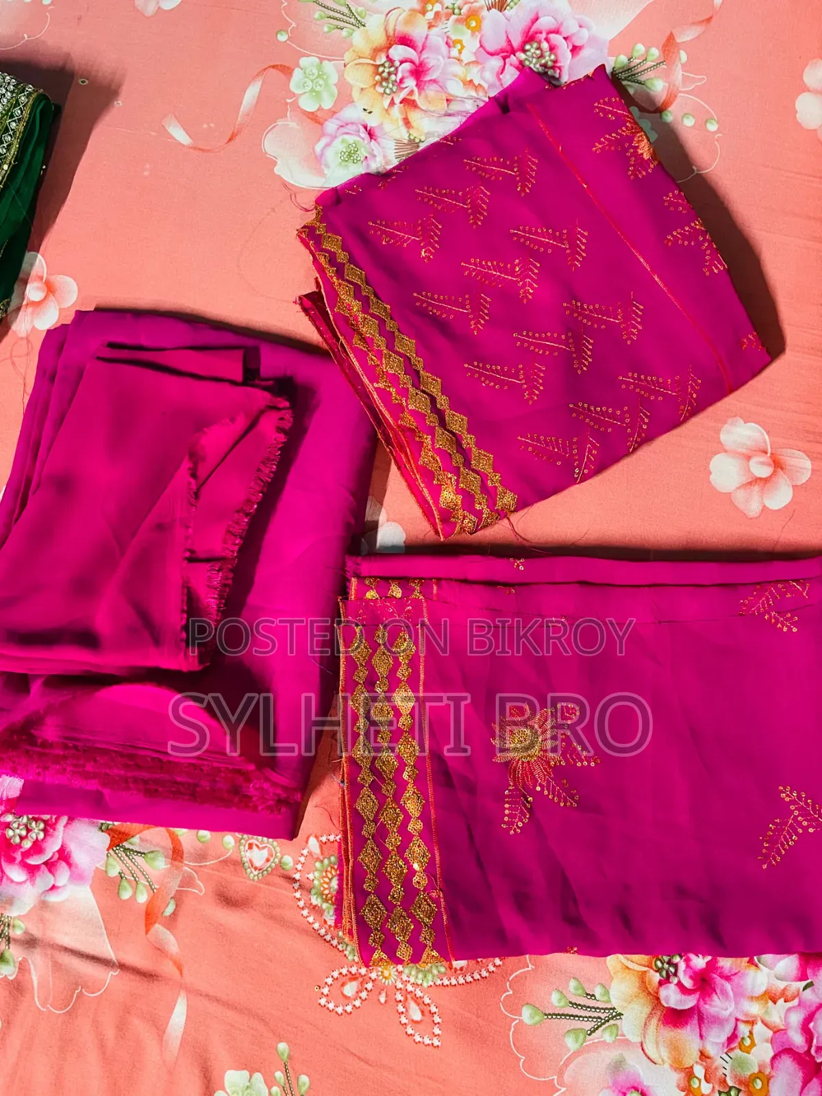 মহিলাদের পোশাক