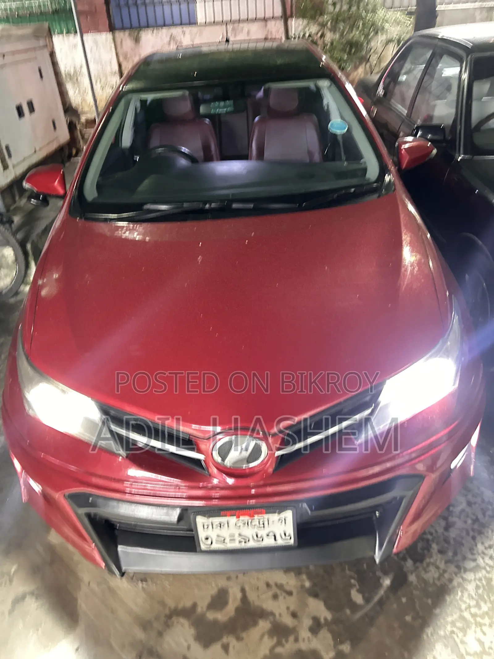 Toyota Auris 2012 Red