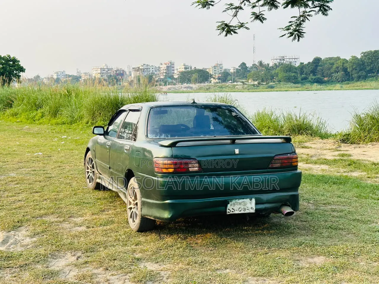 টয়োটা কারিনা ১৯৯২ সবুজ