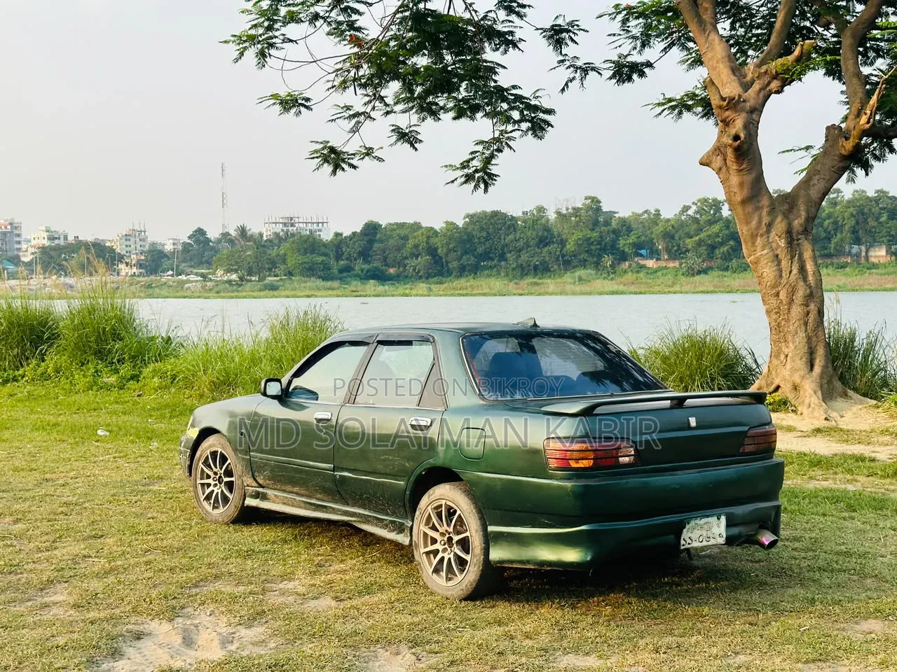টয়োটা কারিনা ১৯৯২ সবুজ