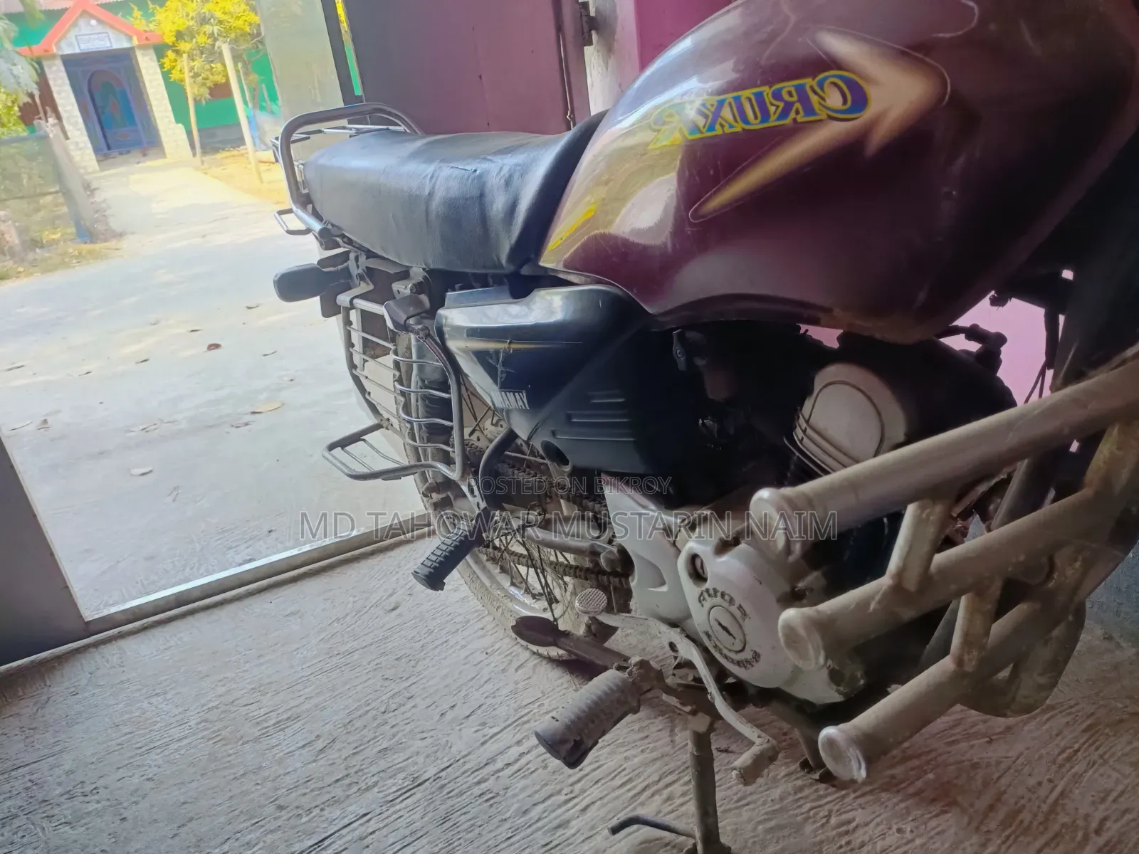Yamaha 2001 Red