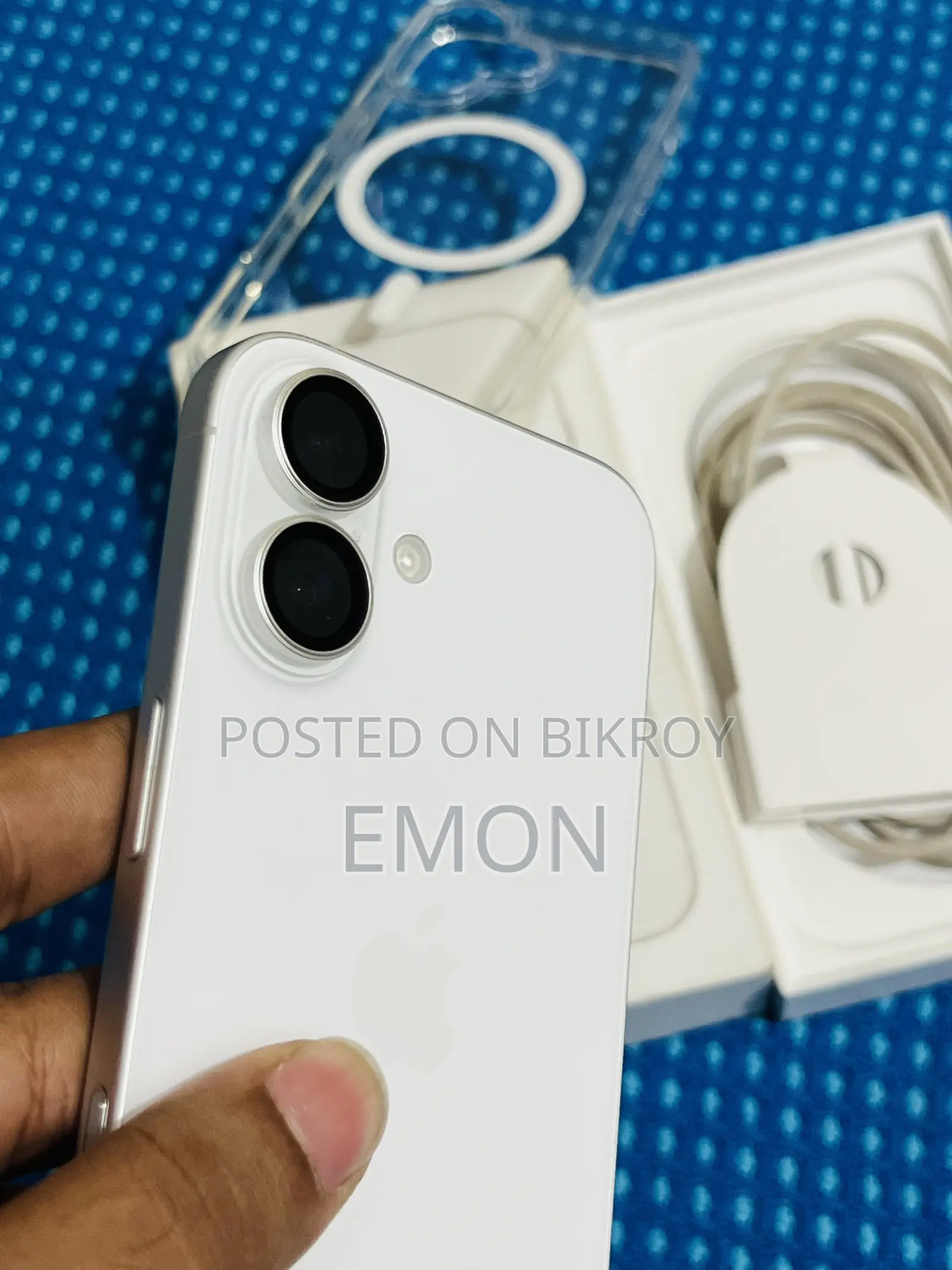 অ্যাপল আইফোন ১৬ ২৫৬ জিবি সাদা