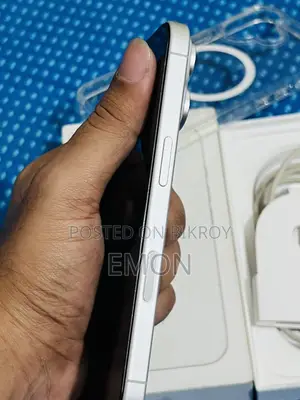 অ্যাপল আইফোন ১৬ ২৫৬ জিবি সাদা