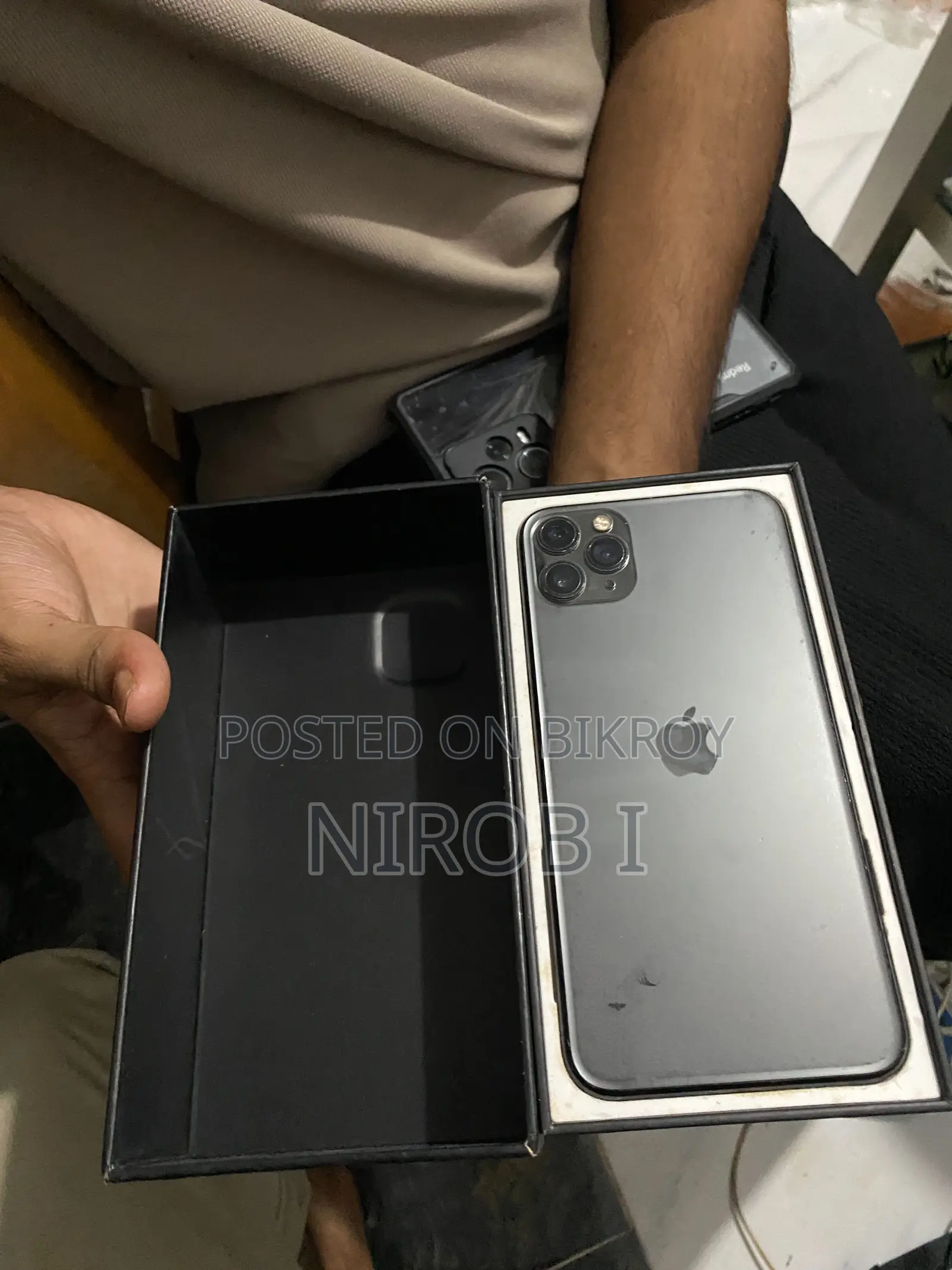অ্যাপল আইফোন ১১ প্রো ম্যাক্স ২৫৬ জিবি গ্রে