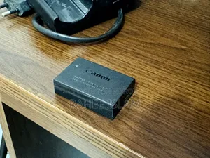 ক্যানন ৭৭ডি ৫০মিমি লেন্সসহ