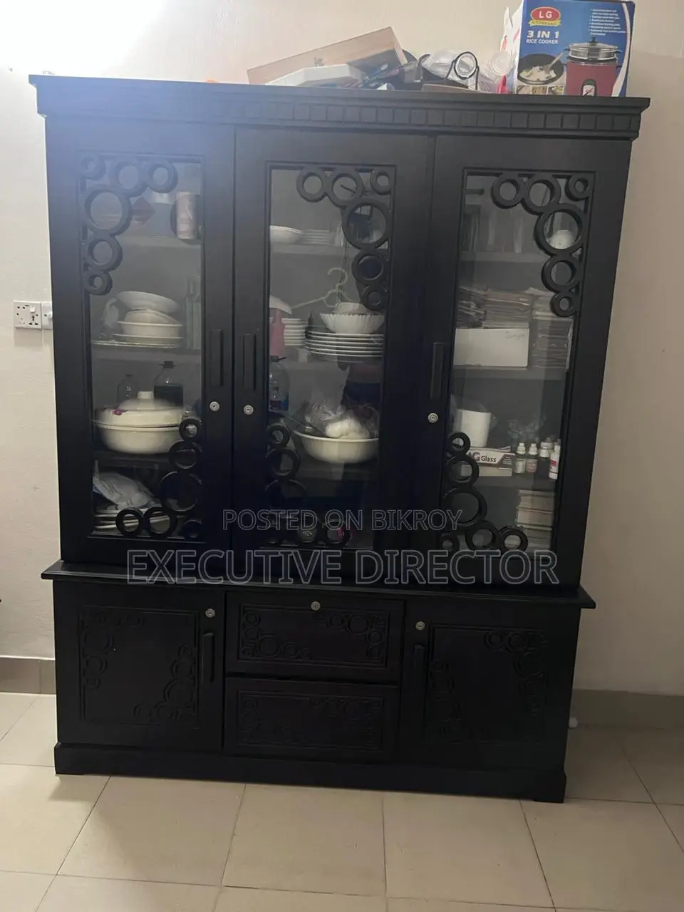 Display Cabinet