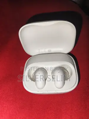 Airbuds in Itel