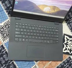 Laptop Dell Vostro 3400 8GB Intel Core I3 SSD 1T