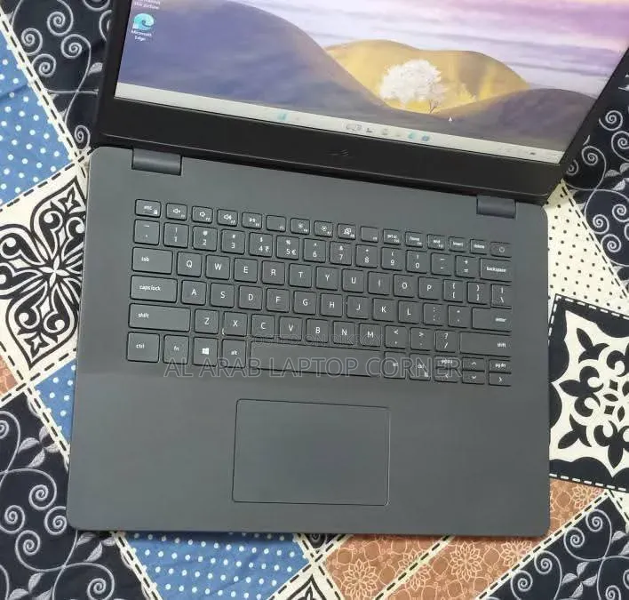 Laptop Dell Vostro 3400 8GB Intel Core I3 SSD 1T