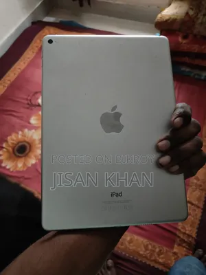 অ্যাপল ১২৮ জিবি সাদা