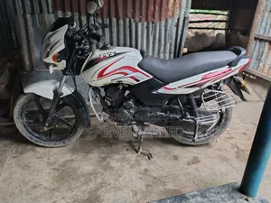 TVS Metro 2015 White