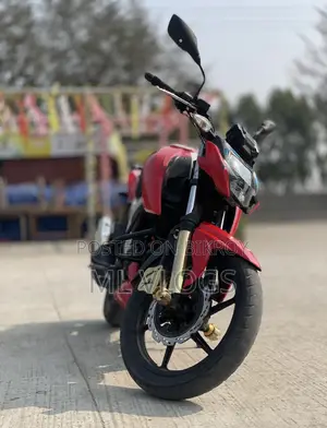 TVS Apache 160 4V 2023 Red