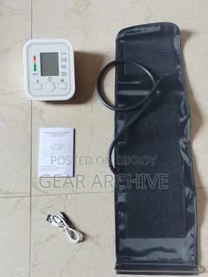 Digital Arm Blood Pressure Monitor Machine With Adjustable Cuff